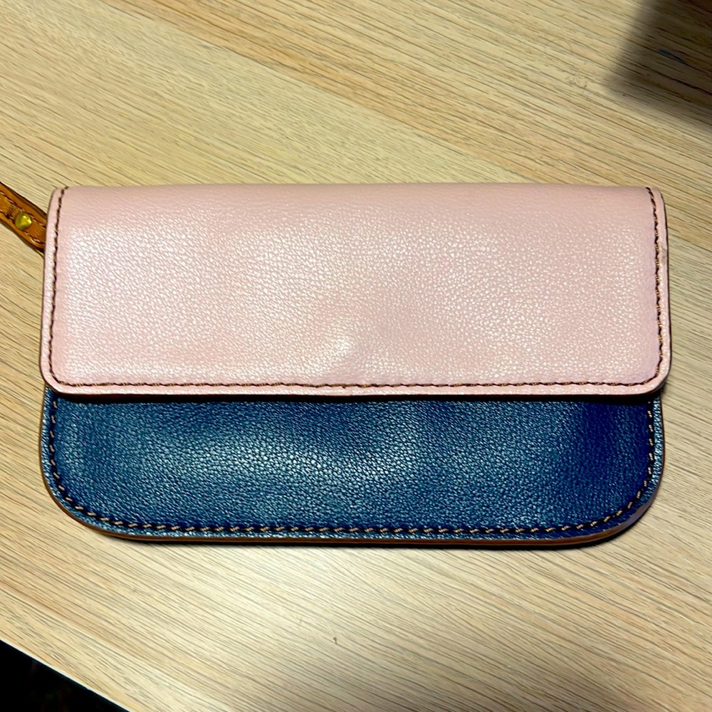 Wristlet